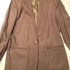 100% pure wool pant suit for the winter.